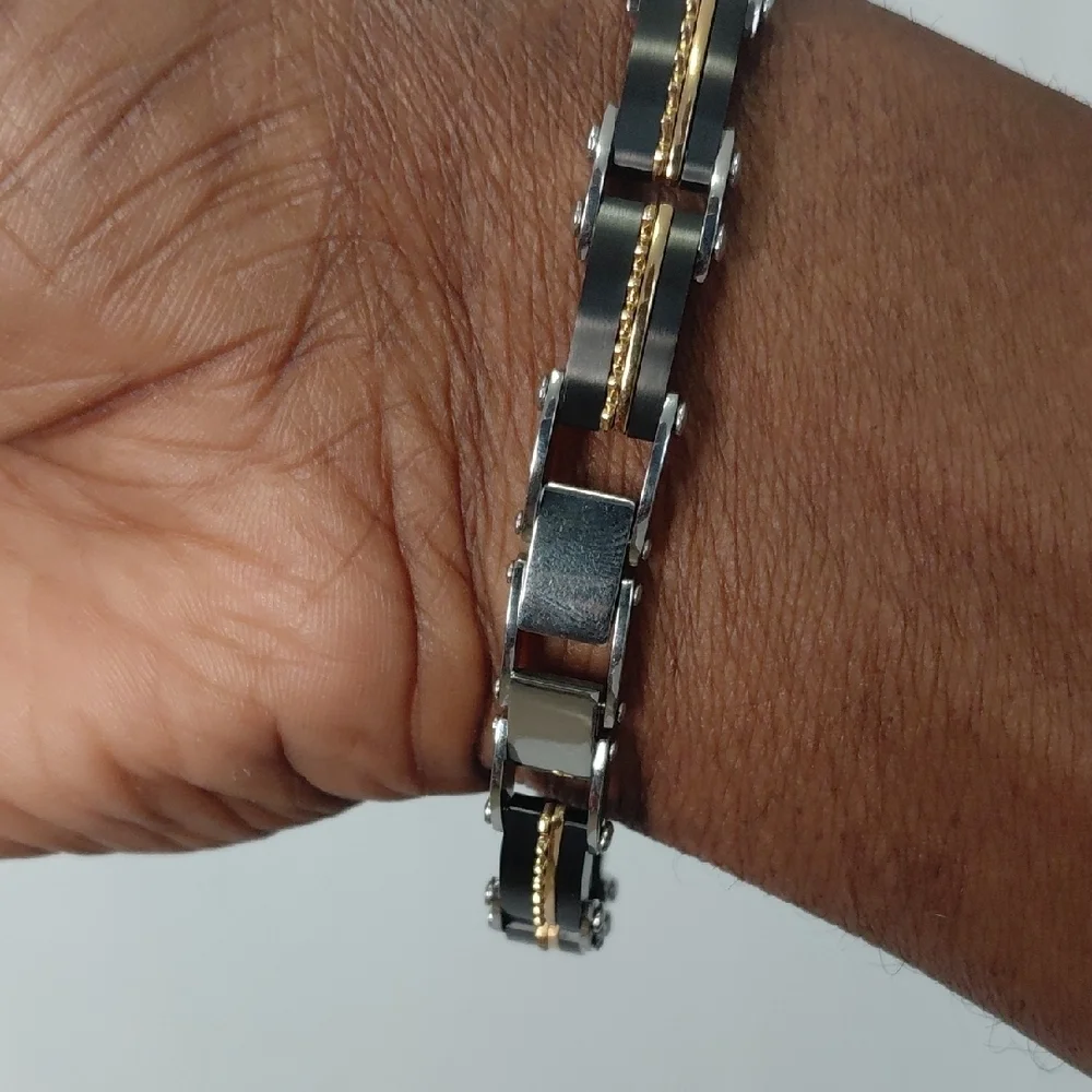 Black and Gold Chain Bracelet